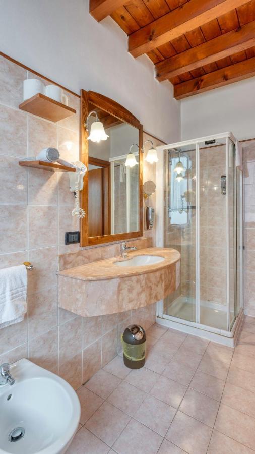 Primotel Hotel 4*