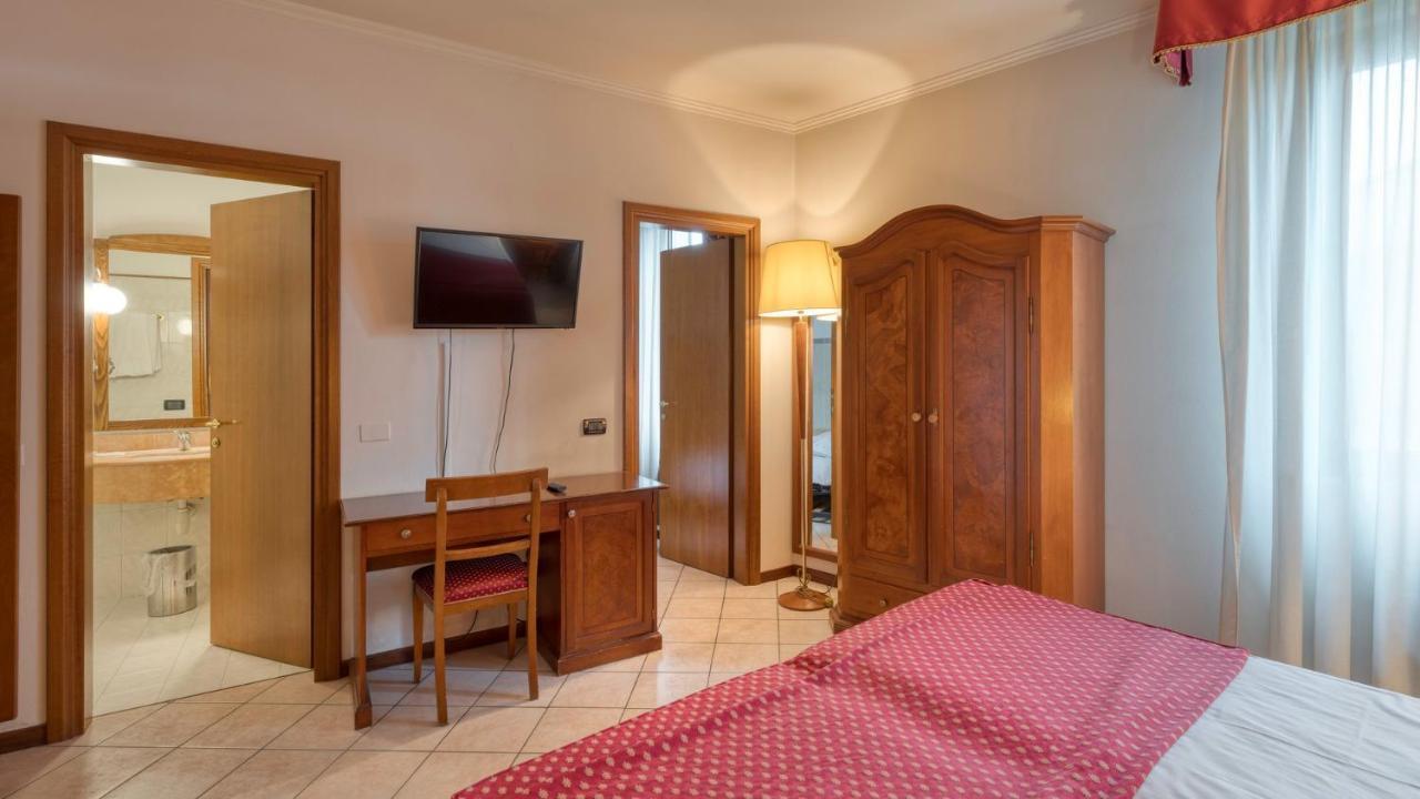 Primotel Hotel