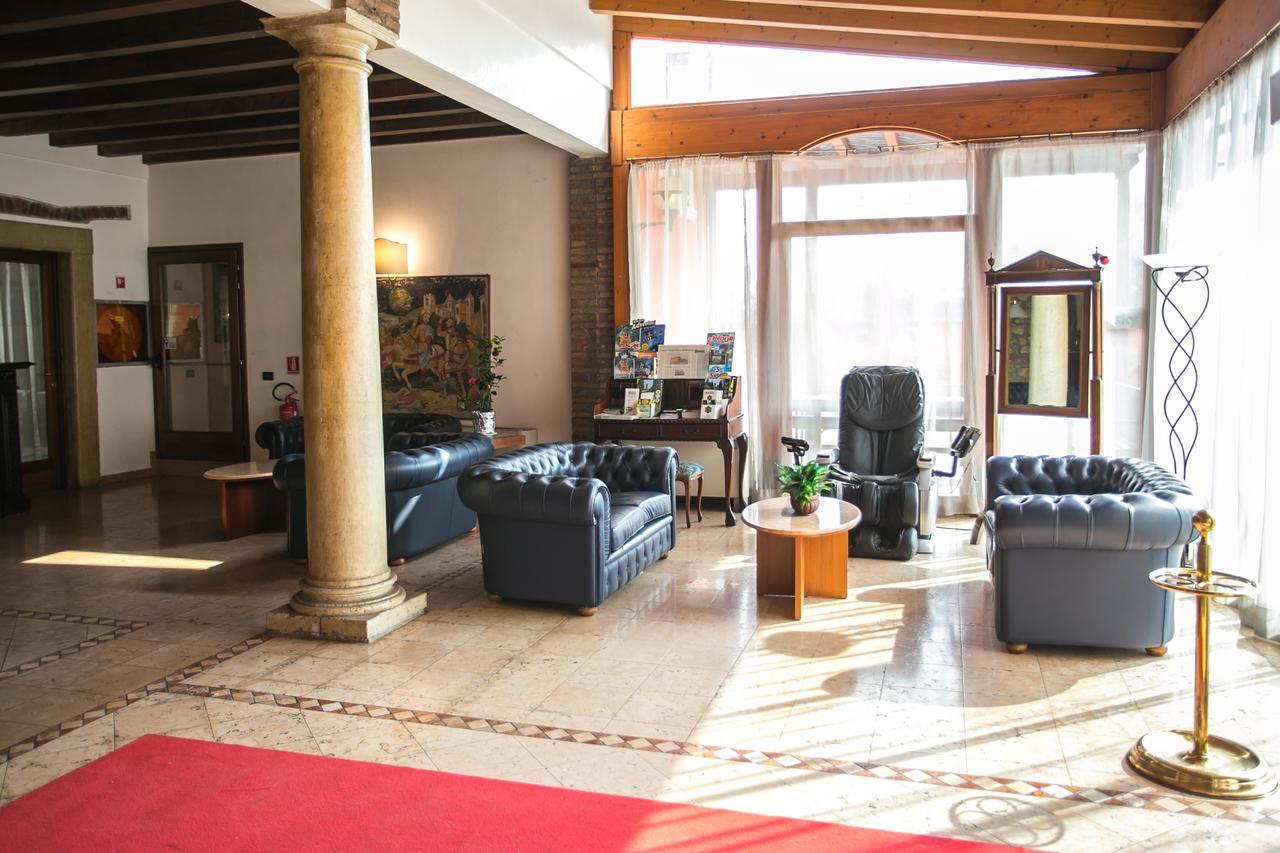 Hotel Primotel 4*