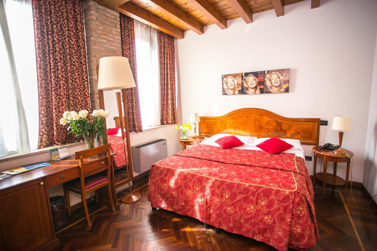 Hotel Primotel 4*